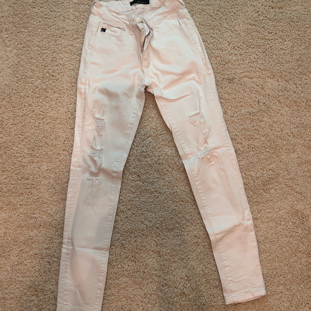 KanKan White Distressed Skinny Jeans